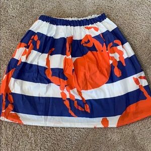 Liable and white skirt with orange crabs